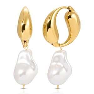 Nwot TWIST VEGAN PEARL EARRINGS.  Fair offers